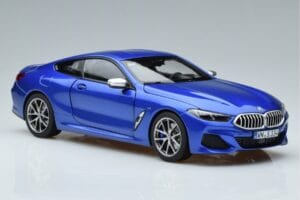 BMW M850i G15 Modrý Metalíza Norev 1:18 183286 Kov – obrázok 5 z 7
