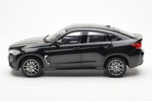 BMW X6 M F86 Sapphire Čierny Metallic Norev 1:18 80432364887 Kov – obrázok 4 z 8