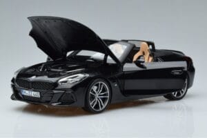 BMW Z4 G29 Čierny Metalíza Norev 1:18 183272 Kov – obrázok 2 z 7