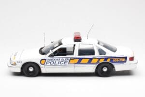 Chevrolet Caprice Watkins Glen Polícia UT Models 1:18 21028 Kov – obrázok 3 z 6