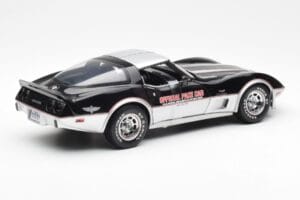 Chevrolet Corvette C3 Pace Car Indianapolis 500 1978 UT Models 1:18 21070 Kov – obrázok 2 z 6