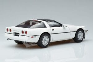 Chevrolet Corvette C4 Biely AUTOart 1:18 71243 Kov – obrázok 3 z 8