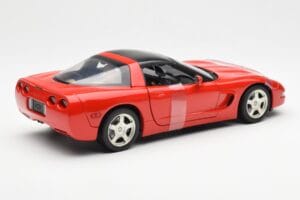 Chevrolet Corvette C5 Hardtop Červený UT Models 1:18 21041 Kov – obrázok 2 z 6