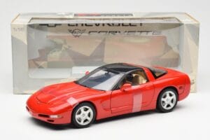 Chevrolet Corvette C5 Hardtop Červený UT Models 1:18 21041 Kov – obrázok 6 z 6