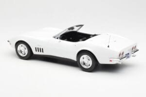 Chevrolet Corvette C3 Kabriolet Can-Am Biely Norev 1:18 189038 Kov – obrázok 5 z 6