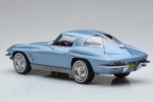 Chevrolet Corvette C2 Sting Ray Modrý Norev 1:18 189050 Kov – obrázok 5 z 6