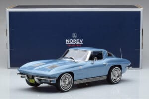 Chevrolet Corvette C2 Sting Ray Modrý Norev 1:18 189050 Kov – obrázok 6 z 6