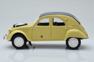 Citroen 2CV Sahara Žltý Otto 1:18 OT1027 Živica – obrázok 3 z 6