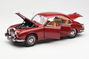 Daimler 250 V8 Červený Paragon 1:18 PA-98312 Kov – obrázok 2 z 8