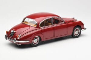 Daimler 250 V8 Červený Paragon 1:18 PA-98312 Kov – obrázok 3 z 8