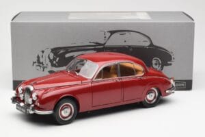 Daimler 250 V8 Červený Paragon 1:18 PA-98312 Kov – obrázok 8 z 8