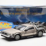 DeLorean DMC-12 Time Machine Back to the Future Strieborný Sun Star 1:18 - image 2 of 8