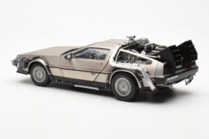 DeLorean DMC-12 Time Machine Back to the Future Strieborný Sun Star 1:18 2711 Kov – obrázok 4 z 8