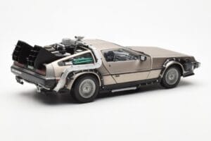 DeLorean DMC-12 Time Machine Back to the Future Strieborný Sun Star 1:18 2711 Kov – obrázok 5 z 8