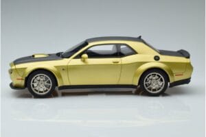 Dodge Challenger R/T Scat Pack Widebody 50. Výročie GT Spirit 1:18 GT411 Živica – obrázok 3 z 6