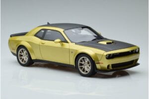 Dodge Challenger R/T Scat Pack Widebody 50. Výročie GT Spirit 1:18 GT411 Živica – obrázok 4 z 6