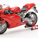 Ducati 999 Červený Minichamps 1:12 - image 2 of 4
