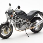 Ducati Monster M900 Čierny Minichamps 1:12 - image 2 of 4