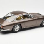 Ferrari 250 GT Lusso Hnedý Metalíza KK-Scale 1:18 181023 - image 2 of 6