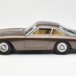 Ferrari 250 GT Lusso Hnedý Metalíza KK-Scale 1:18 181023 - image 3 of 6