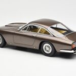 Ferrari 250 GT Lusso Hnedý Metalíza KK-Scale 1:18 181023 - image 5 of 6