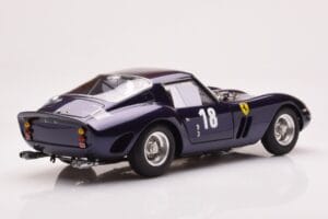 Ferrari 250 GTO Monterey Historic Races Laguna Seca 2004 CMC 1:18 M-255 Kov – obrázok 2 z 7