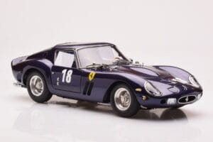 Ferrari 250 GTO Monterey Historic Races Laguna Seca 2004 CMC 1:18 M-255 Kov – obrázok 4 z 7