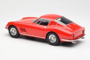 Ferrari 275 GTB Červený CMR 1:18 CMR033 Kov – obrázok 5 z 6