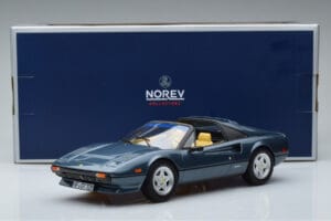 Ferrari 308 GTS Modrý Norev 1:18 187933 Kov – obrázok 7 z 7
