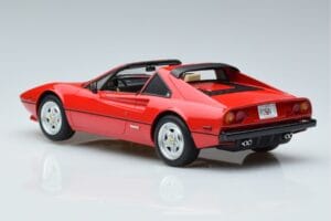 Ferrari 308 GTS QV Magnum PI GT Spirit 1:18 GT368 Živica – obrázok 5 z 6