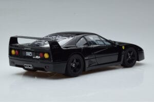 Ferrari F40 Lightweight Čierny Kyosho 1:18 08412BK Kov – obrázok 3 z 12