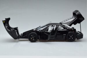Ferrari F40 Lightweight Čierny Kyosho 1:18 08412BK Kov – obrázok 4 z 12