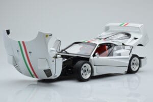 Ferrari F40 Perleťová Biela Italy Kyosho 1:18 08416PWT-G Kov – obrázok 2 z 8