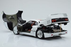 Ferrari F40 Perleťová Biela Italy Kyosho 1:18 08416PWT-G Kov – obrázok 5 z 8