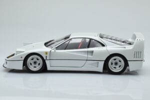 Ferrari F40 Perleťová Biela Kyosho 1:18 08416PW-G Kov – obrázok 4 z 8