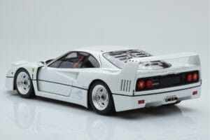 Ferrari F40 Perleťová Biela Kyosho 1:18 08416PW-G Kov – obrázok 7 z 8