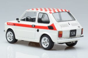 Fiat 126 Abarth Biely MCG 1:18 MCG18325 Kov – obrázok 5 z 6