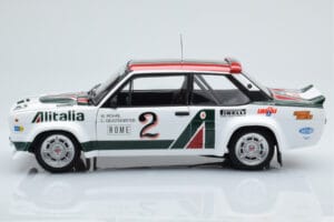 Fiat 131 Abarth Alitalia #2 W. Röhrl / C. Geistdörfer Rally Monte Carlo 1978 Kyosho 1:18 08376G Kov – obrázok 4 z 10