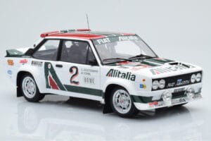Fiat 131 Abarth Alitalia #2 W. Röhrl / C. Geistdörfer Rally Monte Carlo 1978 Kyosho 1:18 08376G Kov – obrázok 6 z 10