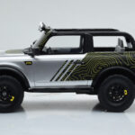 Ford Bronco RTR Iconic Strieborný GT Spirit 1:18 - image 3 of 6