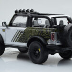 Ford Bronco RTR Iconic Strieborný GT Spirit 1:18 - image 5 of 6