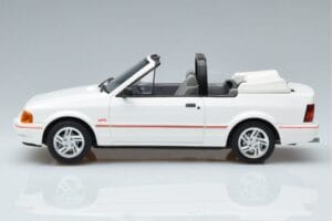 Ford Escort Mk4 XR3i Kabriolet Otto 1:18 OT398 Živica – obrázok 3 z 6