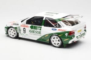 Ford Escort RS Cosworth B. Thiry / S. Prevot Rally San Remo 1994 Otto 1:18 OT1038 Živica – obrázok 5 z 6