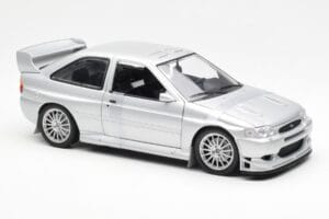 Ford Escort RS Cosworth Cestná Verzia Strieborný UT Models 1:18 22706 Kov – obrázok 6 z 6