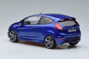 Ford Fiesta ST Mk7 Modrý Otto 1:18 OT403 Živica – obrázok 5 z 6