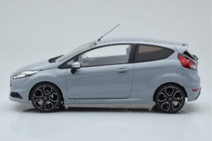 Ford Fiesta ST2000 Šedý Otto 1:18 OT985 Živica – obrázok 3 z 6