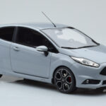 Ford Fiesta ST2000 Šedý Otto 1:18 - image 4 of 6