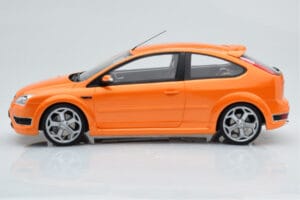 Ford Focus Mk2 ST 2.5 Electric Oranžový Otto 1:18 OT961 Živica – obrázok 3 z 6