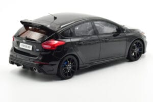 Ford Focus RS Mk3 Čierny Otto 1:18 OT950 Živica – obrázok 2 z 8