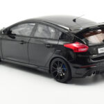 Ford Focus RS Mk3 Čierny Otto 1:18 - image 5 of 8